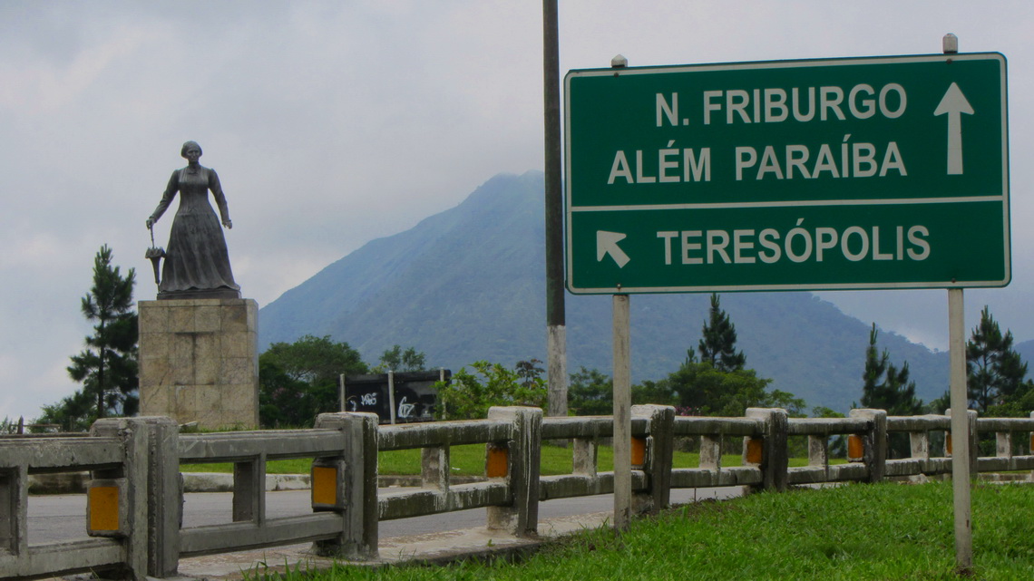 Maria Teresa is watching Teresopolis